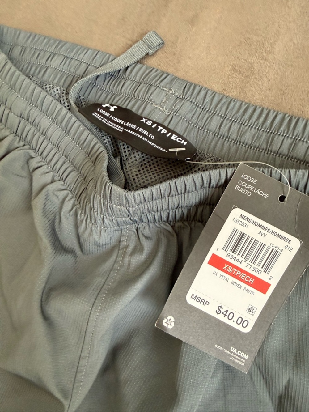 Under Armour Gray Loose Woven Men's Pants